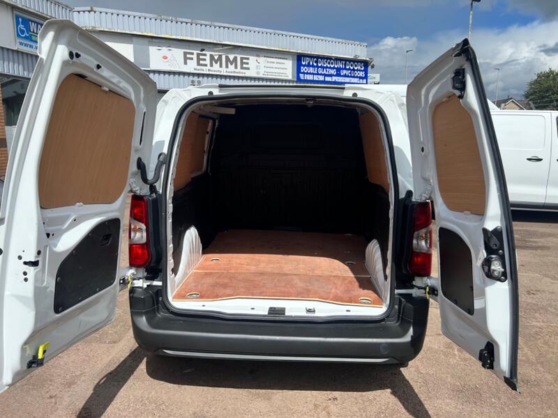 VAUXHALL COMBO