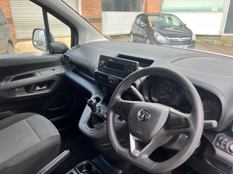 VAUXHALL COMBO