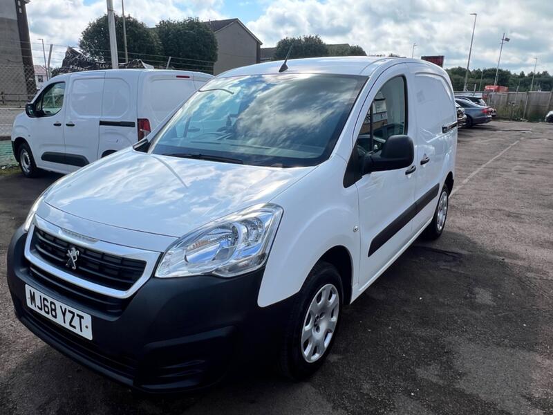 PEUGEOT PARTNER