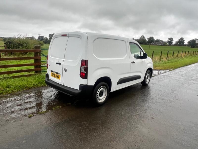 VAUXHALL COMBO