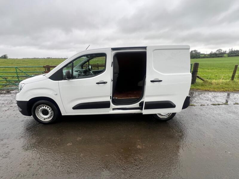 VAUXHALL COMBO