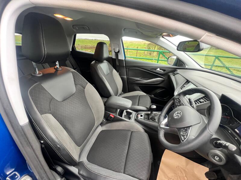 VAUXHALL GRANDLAND X