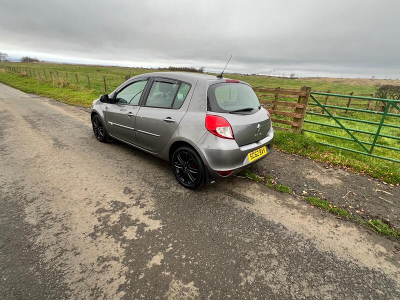 RENAULT CLIO
