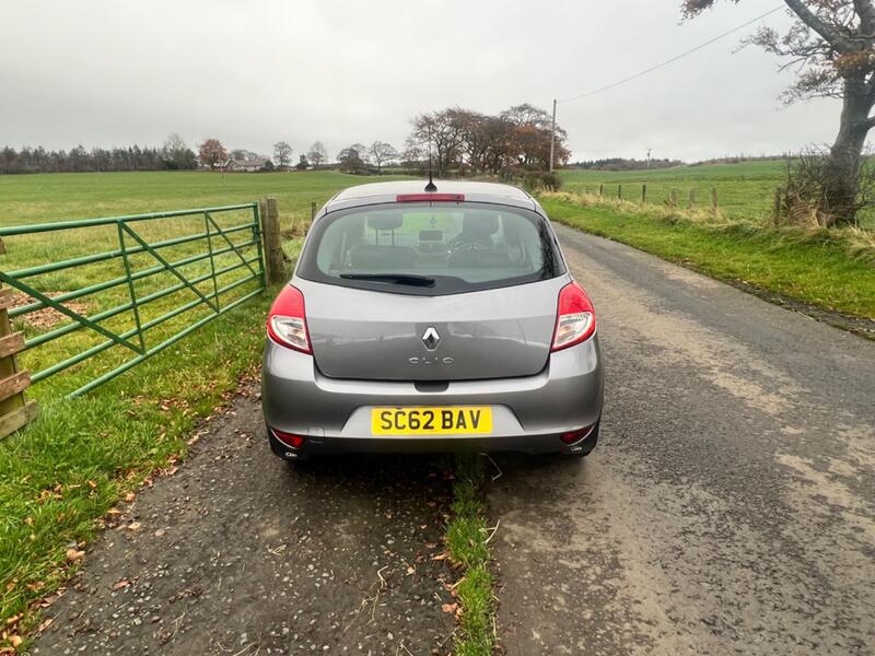 RENAULT CLIO