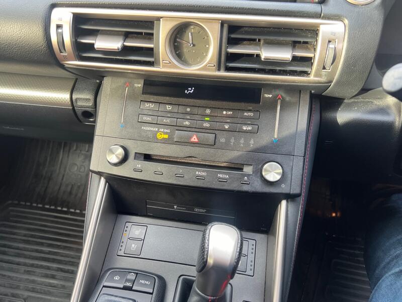 LEXUS IS