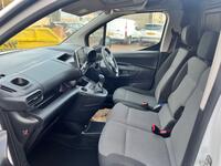 VAUXHALL COMBO
