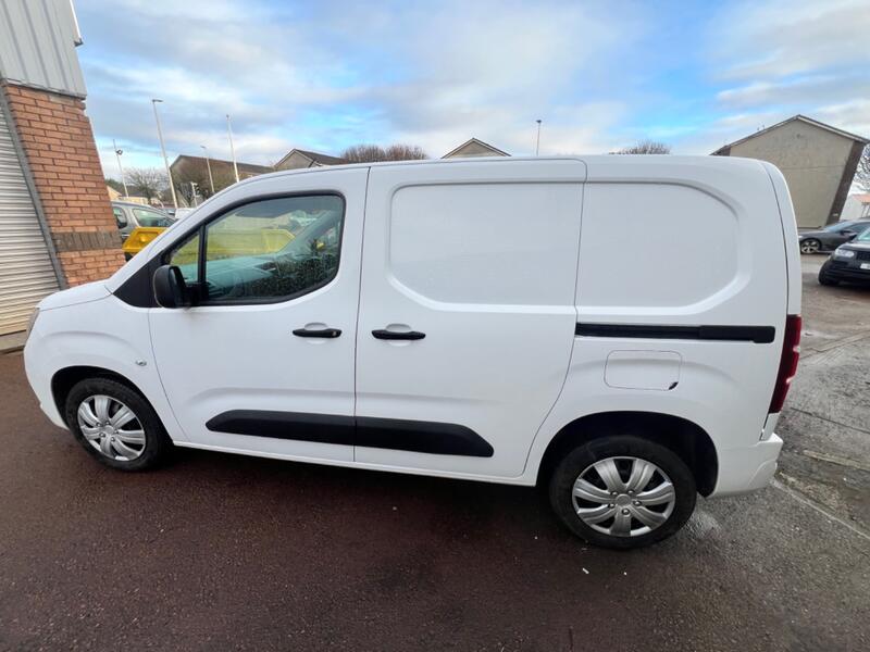 VAUXHALL COMBO