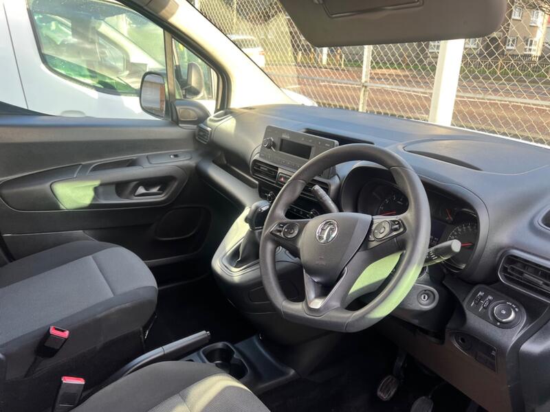 VAUXHALL COMBO