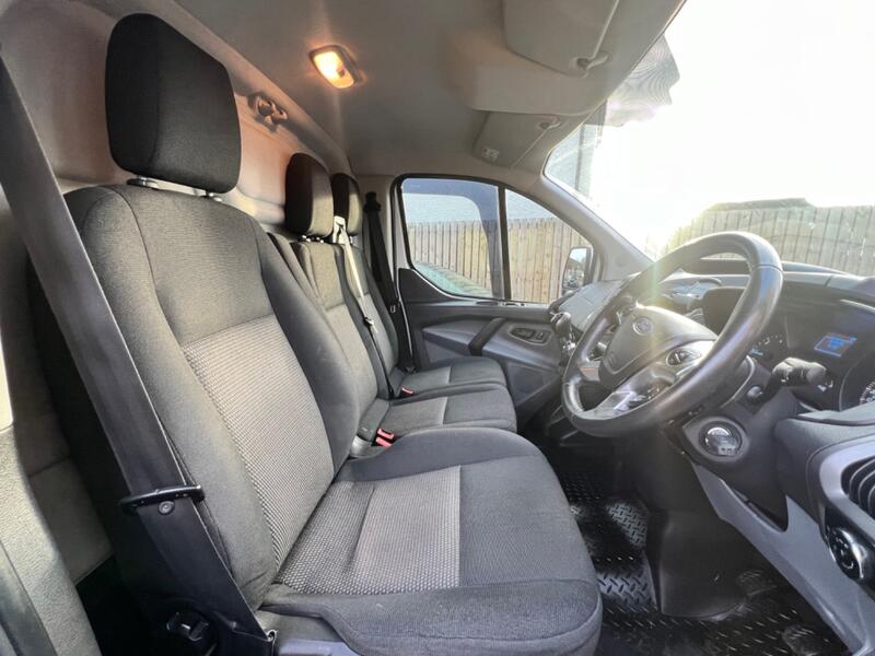 FORD TRANSIT CUSTOM