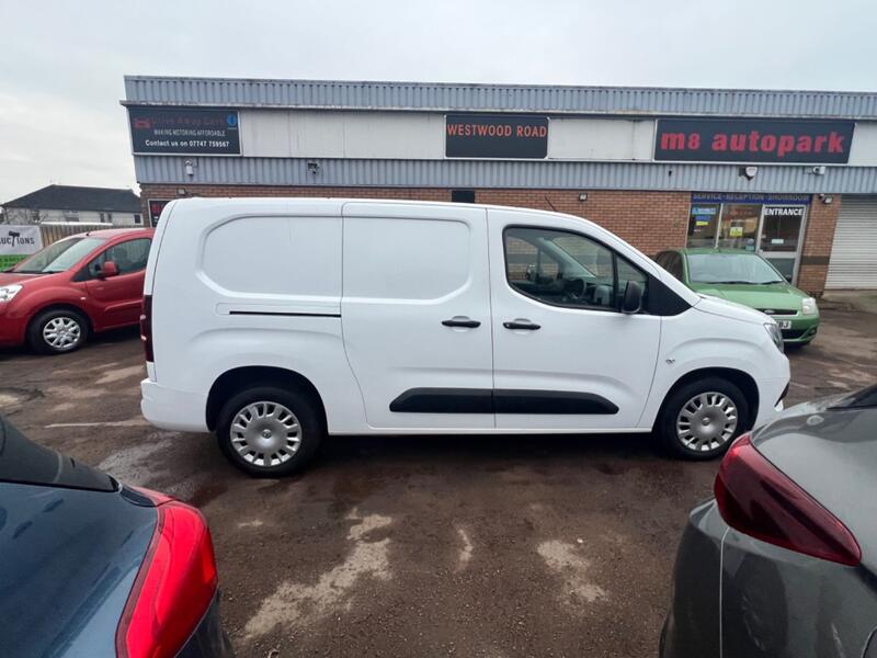 VAUXHALL COMBO